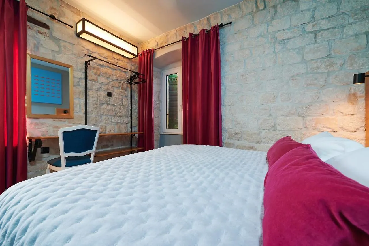 Domus Maritima Hotel Trogir 3*,  Croatia